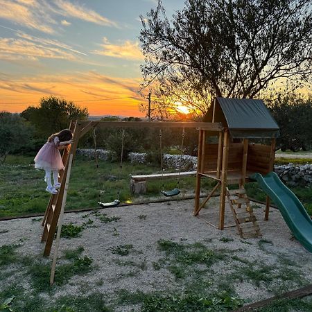 Вилла Relax And Unwind: Family-Friendly House Near Zadar In Zagrad Экстерьер фото